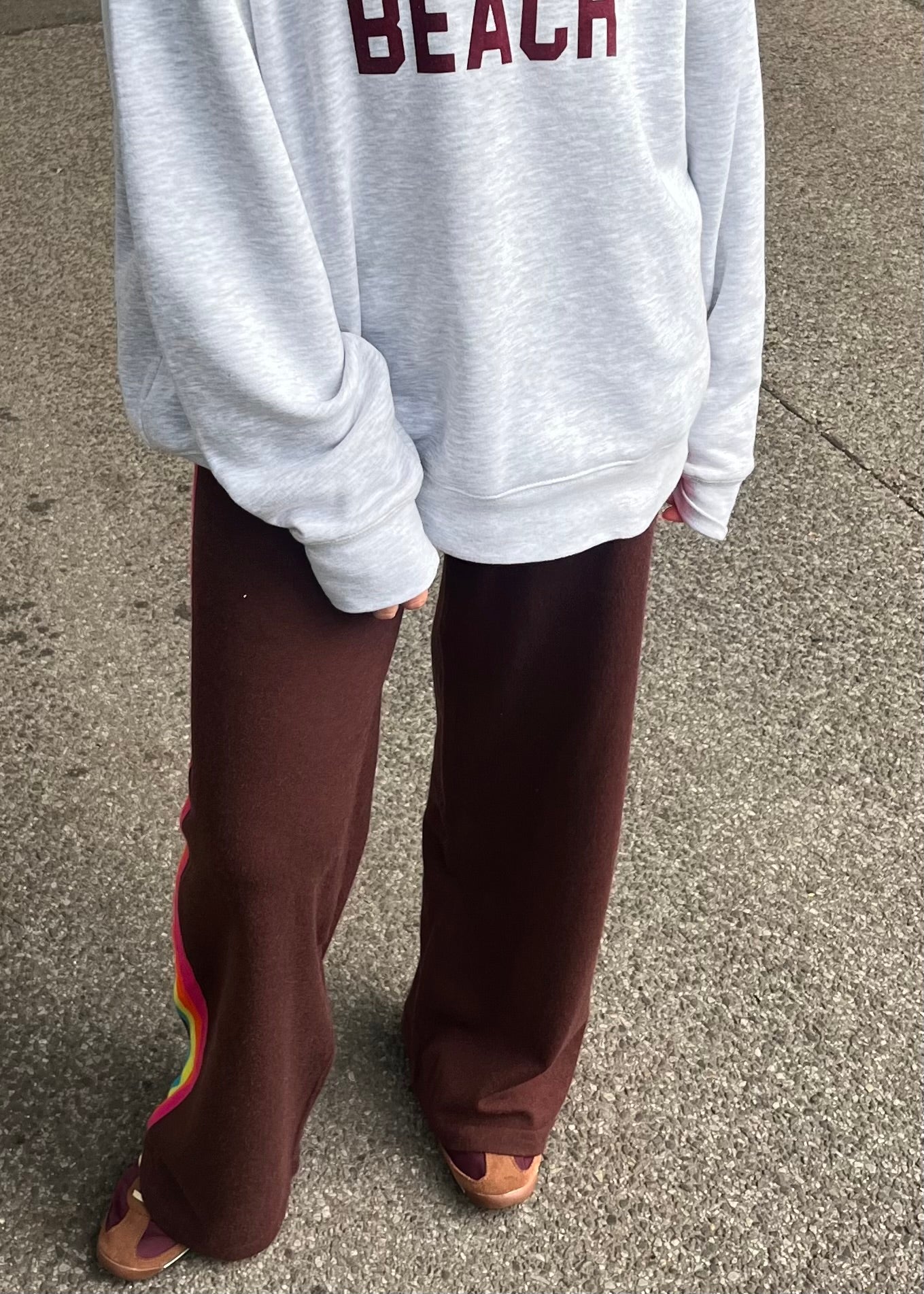 ‘RAINBOW' soft Jogger pants chocolate