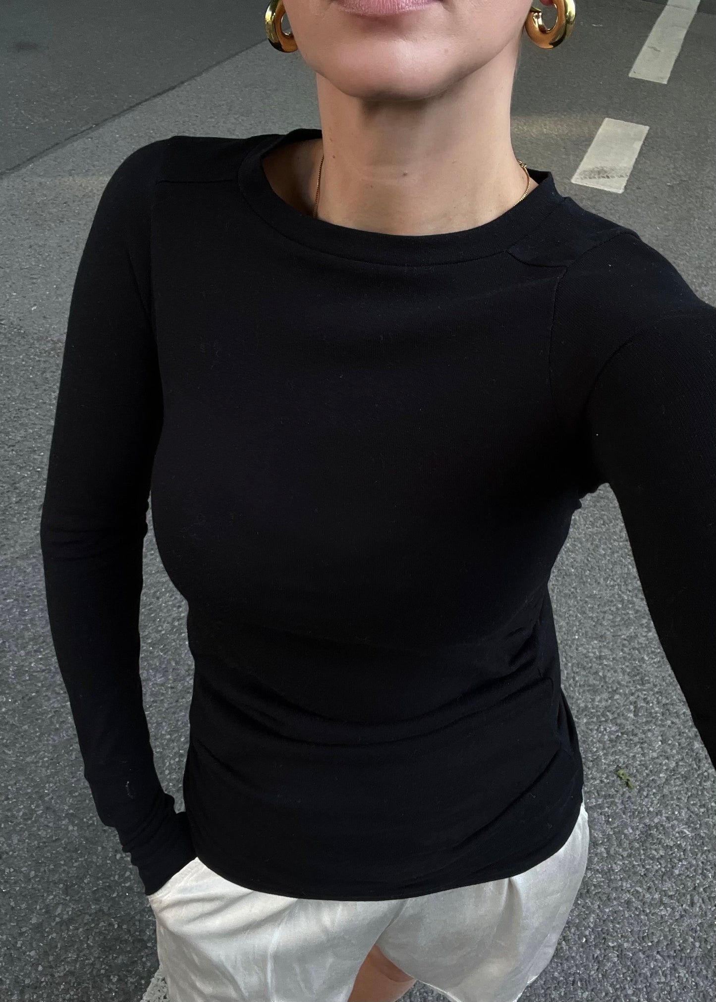 ‘JIL’ soft cotton Longsleeve black