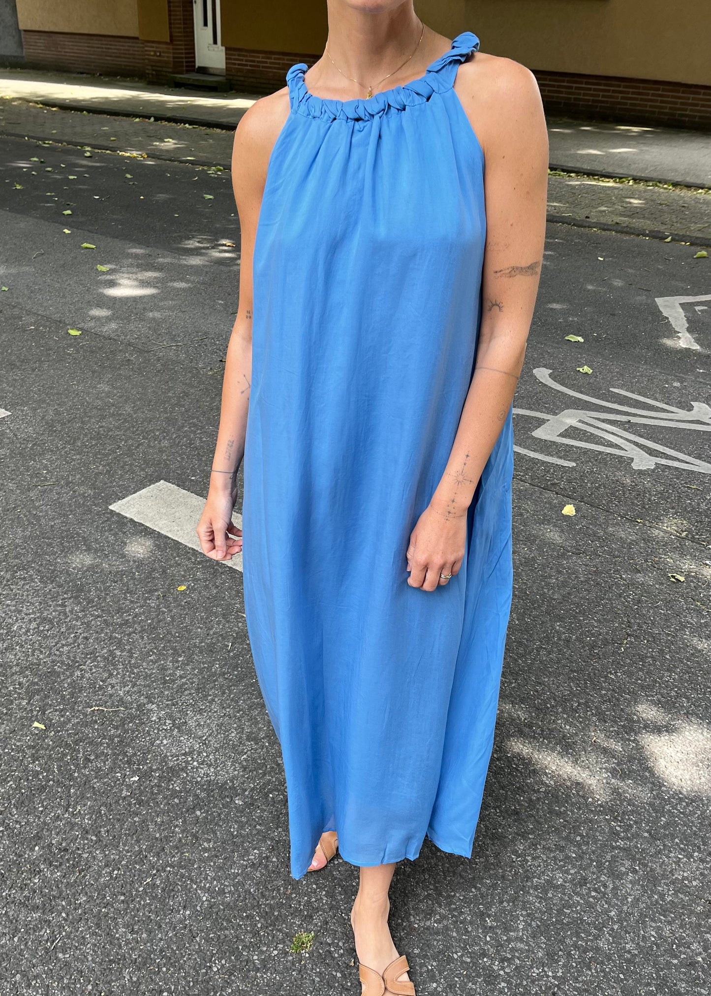 'NECKLACE' Dress blue