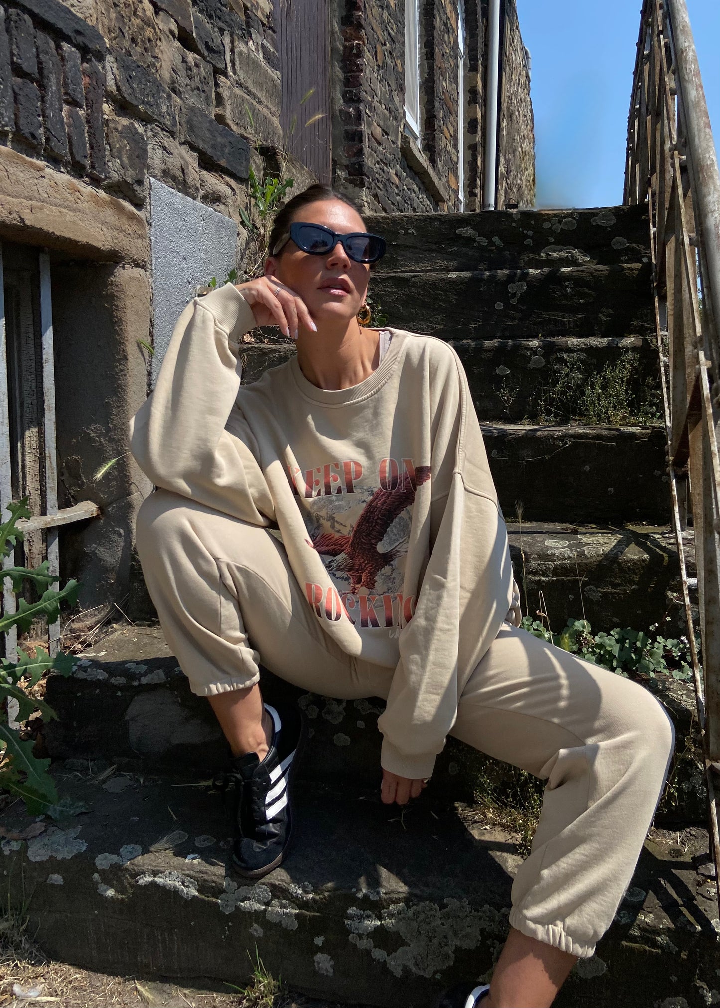 ‘KEEP ON ROCKING’ used sweater