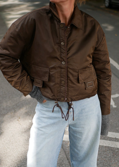 ‘THE PILOT’ Nylon Bomber chocolate