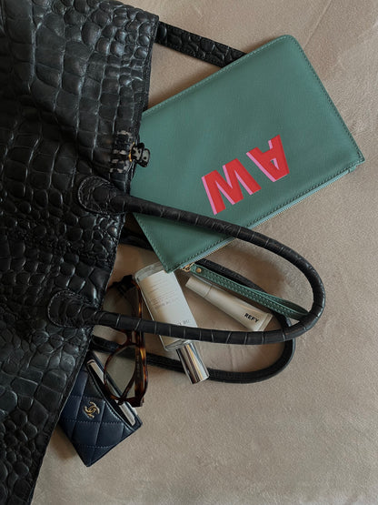 INITIALS ACCESSORY POUCH