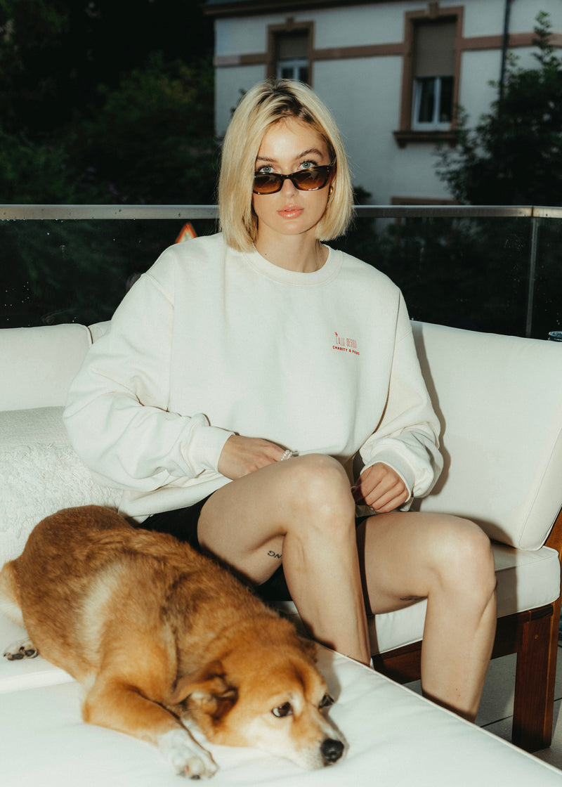 ‘DOG WALK‘ Sweater Creme