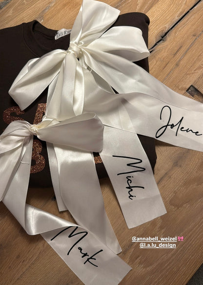 ‘X-MAS BOW’ make it your’s red