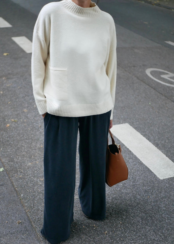 ‘SOFTEST KNIT’ Turtleneck Pullover cream