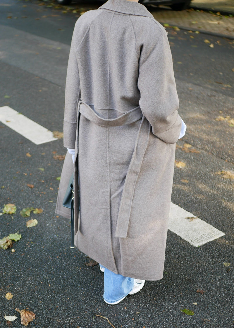 ‘MACY WOOL COAT’ taupe