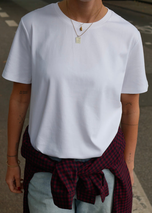 ‘CLASSIC’ white Tee