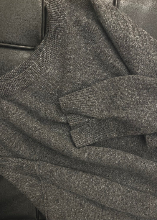 ‘THE CASHMERE’ Edition Soft Knit Pullover antra