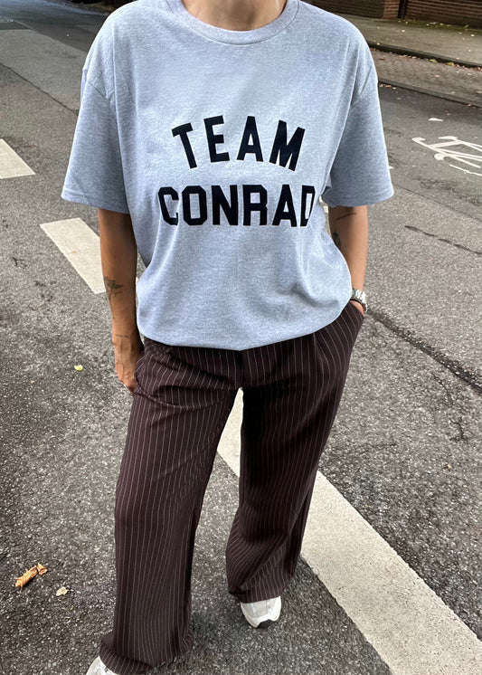 ‚TEAM CONRAD‘ Shirt