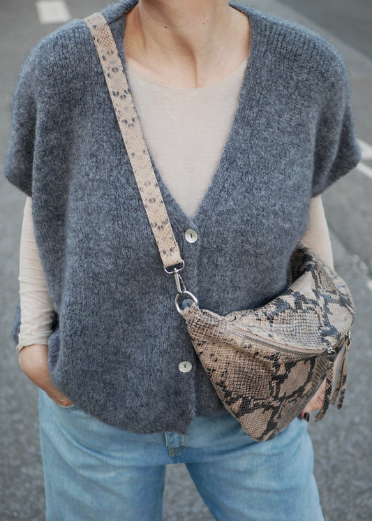 ‘COSY KNIT’ Cardigan antra