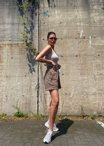 ‚GRIFFIN‘ used Shorts taupe